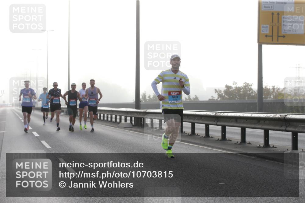 03.10.2026 - Köhlbrandbrückenlauf Jannik Wohlers http://msf.ph/oto/10703815 03.10.2026 09:11:50 Position 3 2120 meine-sportfotos.de