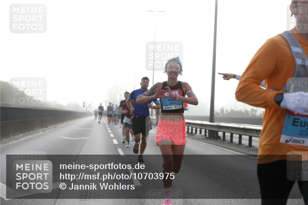 03.10.2026 - Köhlbrandbrückenlauf Jannik Wohlers http://msf.ph/oto/10703975 03.10.2026 09:13:14 Position 3 3804, 23 meine-sportfotos.de