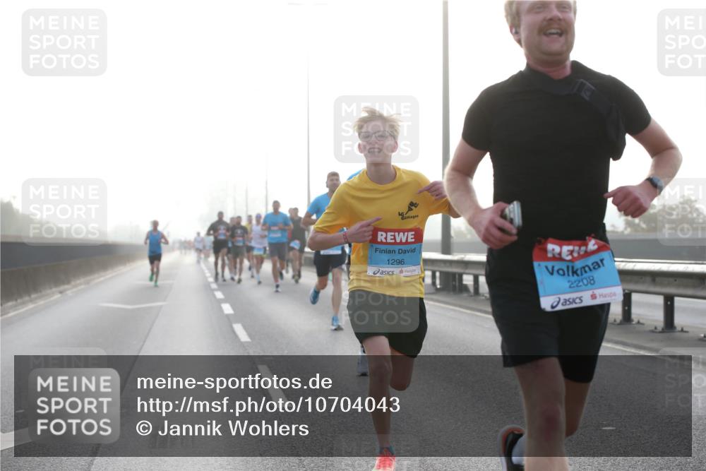 03.10.2026 - Köhlbrandbrückenlauf Jannik Wohlers http://msf.ph/oto/10704043 03.10.2026 09:13:29 Position 3 80, 1296, 2208 meine-sportfotos.de