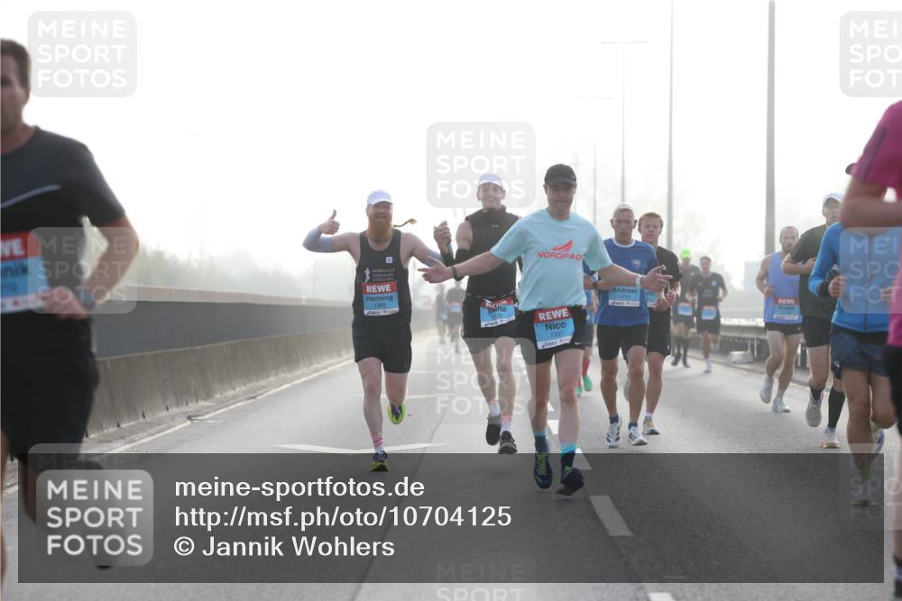 03.10.2026 - Köhlbrandbrückenlauf Jannik Wohlers http://msf.ph/oto/10704125 03.10.2026 09:13:47 Position 3 1392, 126, 1397, 1712 meine-sportfotos.de
