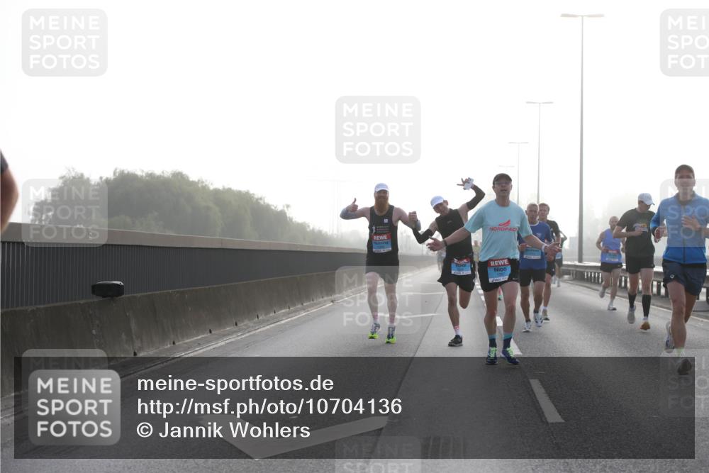03.10.2026 - Köhlbrandbrückenlauf Jannik Wohlers http://msf.ph/oto/10704136 03.10.2026 09:13:48 Position 3 1392 meine-sportfotos.de