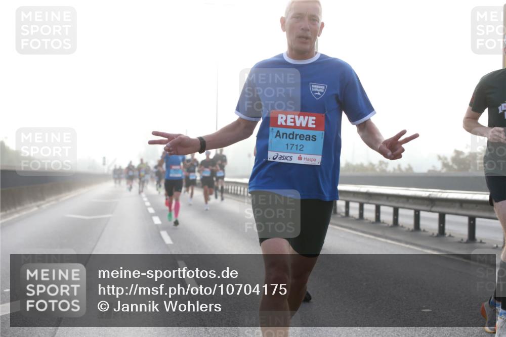 03.10.2026 - Köhlbrandbrückenlauf Jannik Wohlers http://msf.ph/oto/10704175 03.10.2026 09:13:52 Position 3 1712 meine-sportfotos.de