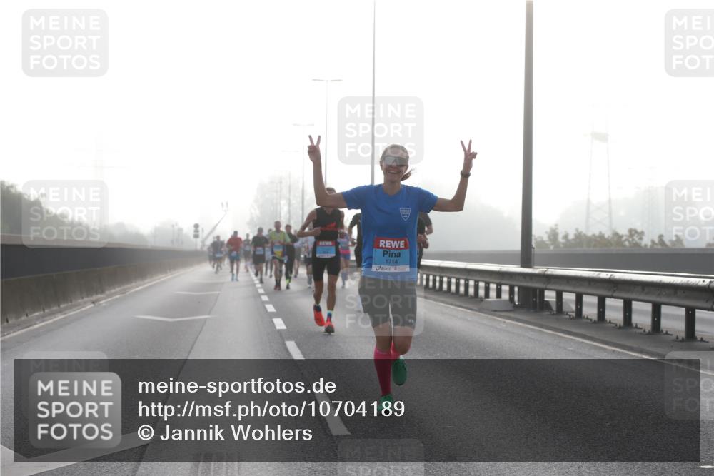03.10.2026 - Köhlbrandbrückenlauf Jannik Wohlers http://msf.ph/oto/10704189 03.10.2026 09:13:54 Position 3 1714 meine-sportfotos.de