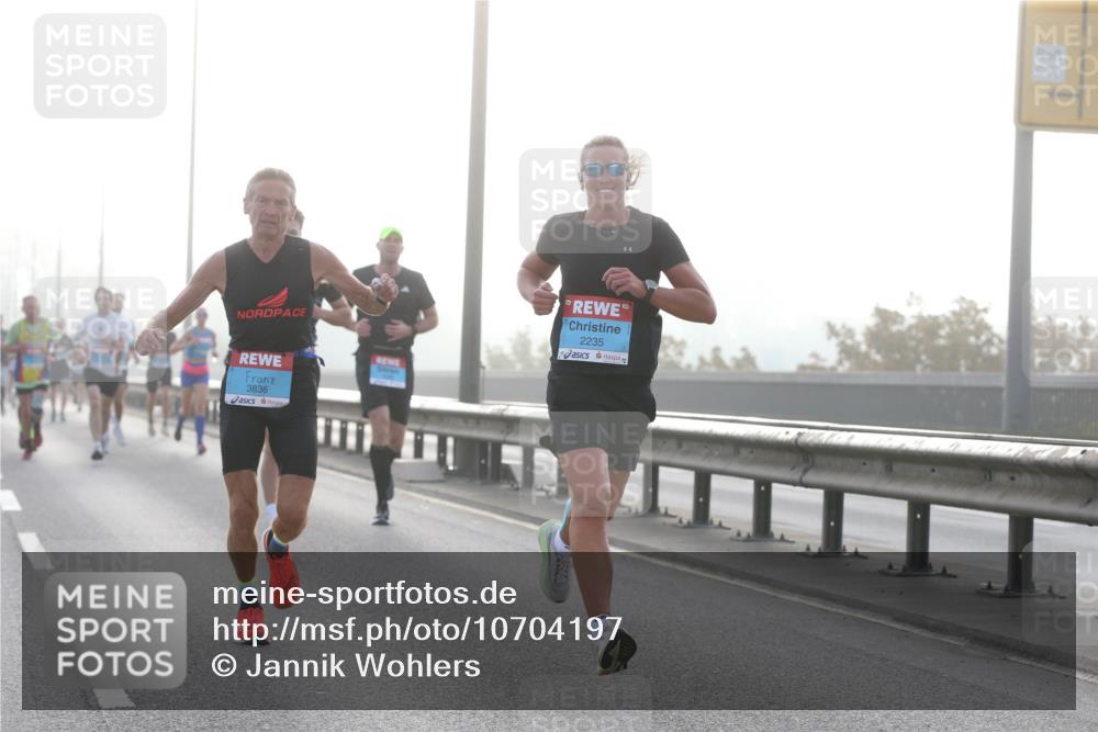03.10.2026 - Köhlbrandbrückenlauf Jannik Wohlers http://msf.ph/oto/10704197 03.10.2026 09:13:57 Position 3 3836, 2235 meine-sportfotos.de
