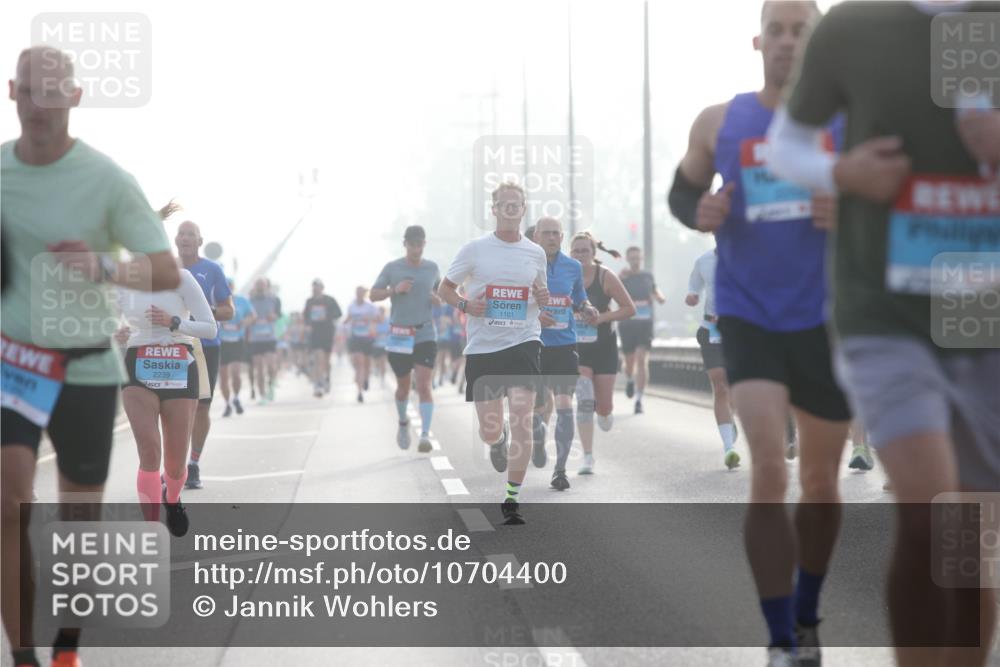 03.10.2026 - Köhlbrandbrückenlauf Jannik Wohlers http://msf.ph/oto/10704400 03.10.2026 09:14:46 Position 3 2239, 1101 meine-sportfotos.de