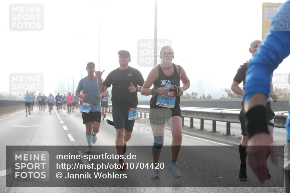 03.10.2026 - Köhlbrandbrückenlauf Jannik Wohlers http://msf.ph/oto/10704420 03.10.2026 09:14:54 Position 3 1426 meine-sportfotos.de