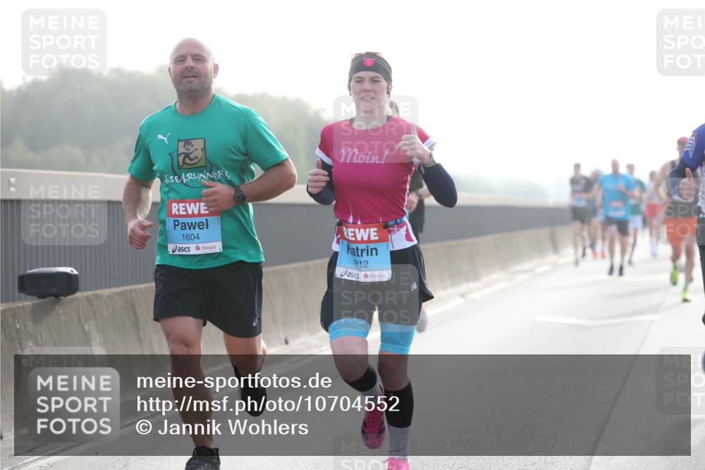 03.10.2026 - Köhlbrandbrückenlauf Jannik Wohlers http://msf.ph/oto/10704552 03.10.2026 09:15:25 Position 3 1604, 1812 meine-sportfotos.de