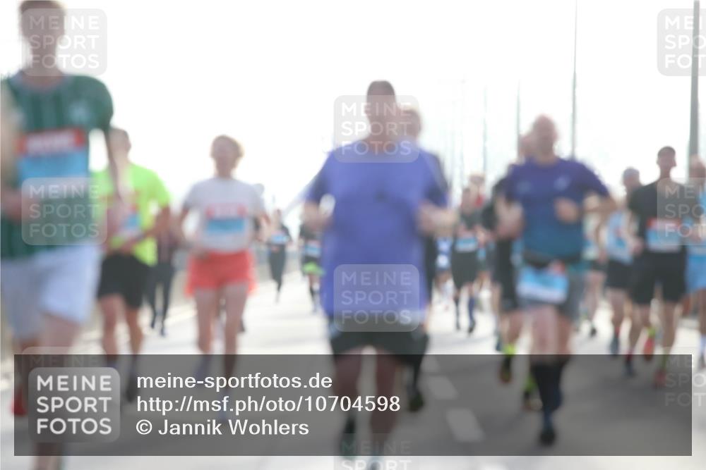 03.10.2026 - Köhlbrandbrückenlauf Jannik Wohlers http://msf.ph/oto/10704598 03.10.2026 09:15:35 Position 3  meine-sportfotos.de
