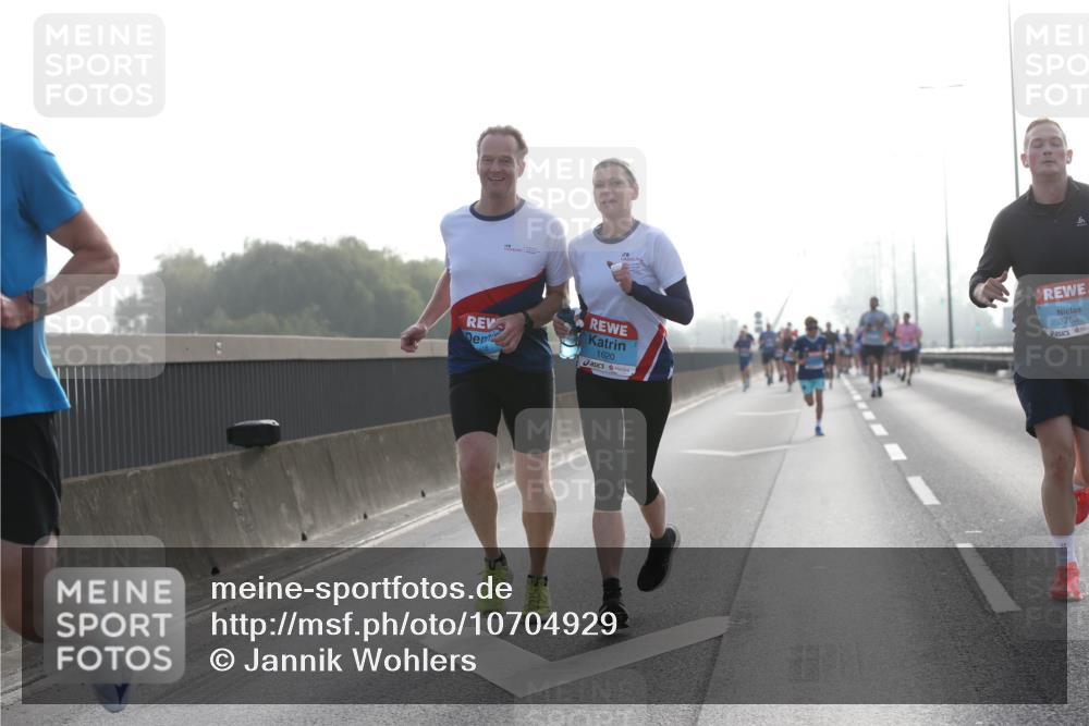 03.10.2026 - Köhlbrandbrückenlauf Jannik Wohlers http://msf.ph/oto/10704929 03.10.2026 09:17:04 Position 3 1620, 3765 meine-sportfotos.de