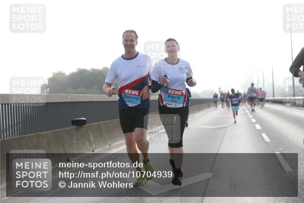 03.10.2026 - Köhlbrandbrückenlauf Jannik Wohlers http://msf.ph/oto/10704939 03.10.2026 09:17:04 Position 3 1618, 1620 meine-sportfotos.de