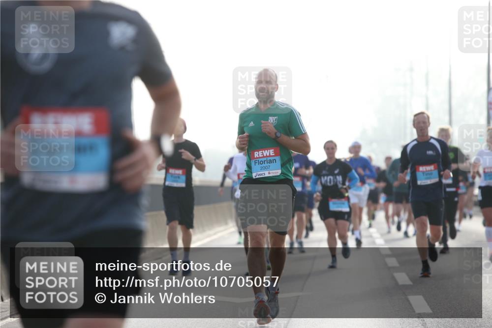 03.10.2026 - Köhlbrandbrückenlauf Jannik Wohlers http://msf.ph/oto/10705057 03.10.2026 09:17:36 Position 3 2007 meine-sportfotos.de