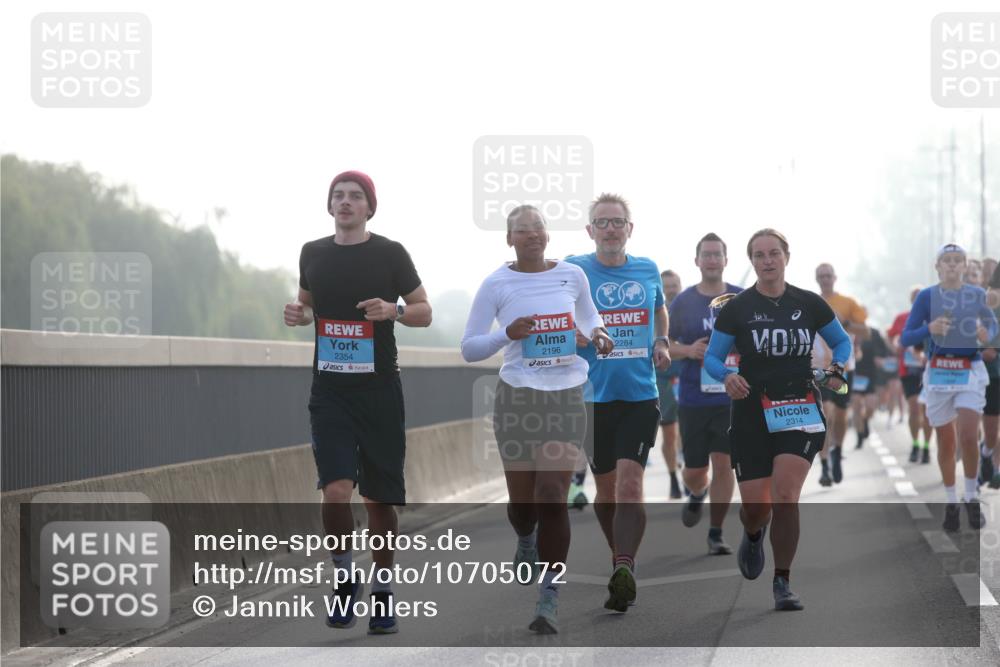 03.10.2026 - Köhlbrandbrückenlauf Jannik Wohlers http://msf.ph/oto/10705072 03.10.2026 09:17:40 Position 3 2354, 2196, 2284, 2314 meine-sportfotos.de