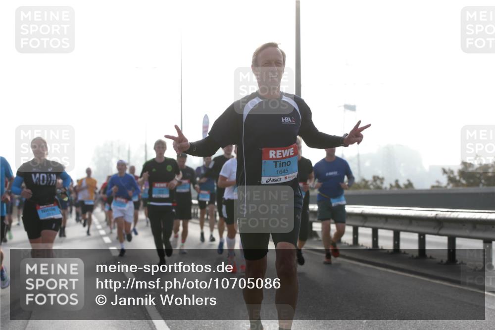 03.10.2026 - Köhlbrandbrückenlauf Jannik Wohlers http://msf.ph/oto/10705086 03.10.2026 09:17:43 Position 3 1645 meine-sportfotos.de