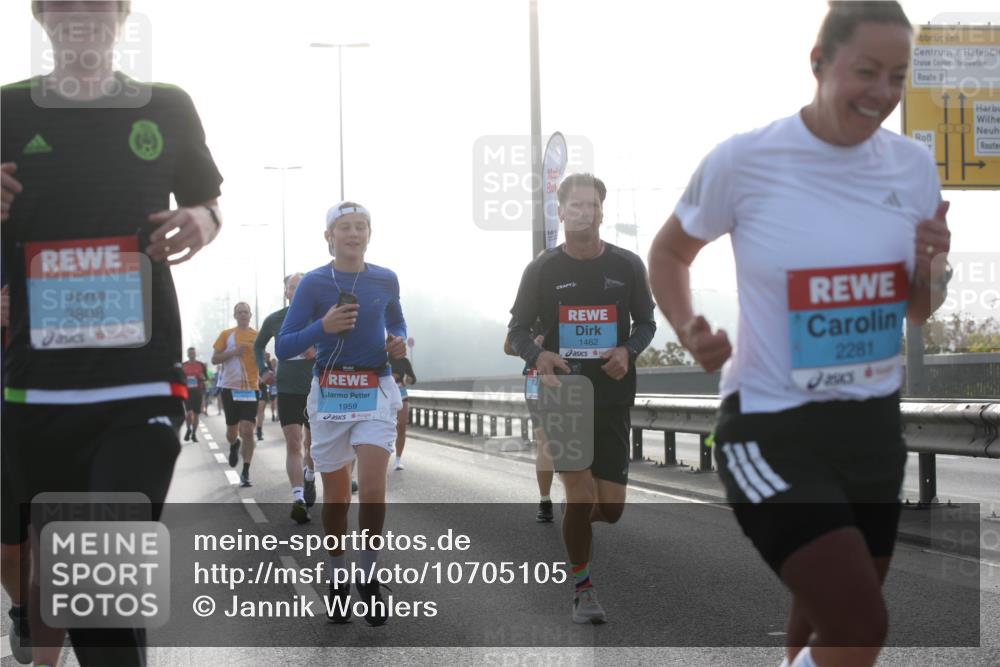 03.10.2026 - Köhlbrandbrückenlauf Jannik Wohlers http://msf.ph/oto/10705105 03.10.2026 09:17:47 Position 3 3808, 1959, 1462, 2281 meine-sportfotos.de