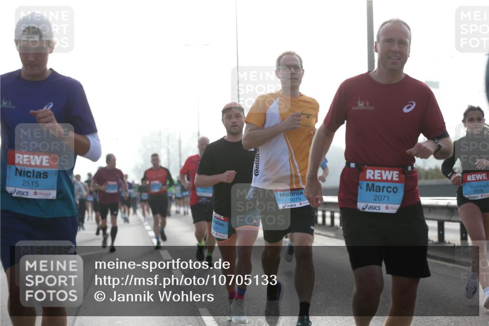 03.10.2026 - Köhlbrandbrückenlauf Jannik Wohlers http://msf.ph/oto/10705133 03.10.2026 09:17:51 Position 3 2515, 517, 1073, 2071, 3828 meine-sportfotos.de