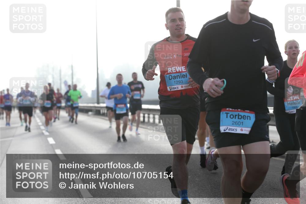 03.10.2026 - Köhlbrandbrückenlauf Jannik Wohlers http://msf.ph/oto/10705154 03.10.2026 09:17:56 Position 3 202, 1293, 2601, 1928 meine-sportfotos.de