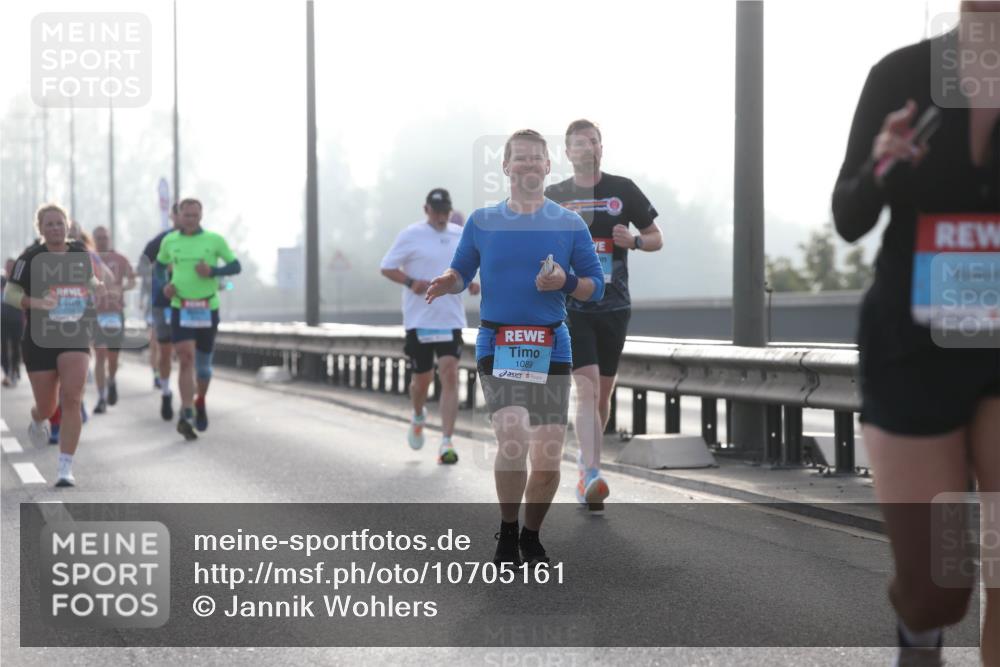 03.10.2026 - Köhlbrandbrückenlauf Jannik Wohlers http://msf.ph/oto/10705161 03.10.2026 09:17:57 Position 3 1089 meine-sportfotos.de