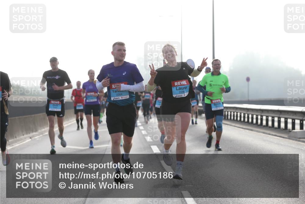 03.10.2026 - Köhlbrandbrückenlauf Jannik Wohlers http://msf.ph/oto/10705186 03.10.2026 09:18:01 Position 3 2264, 2296 meine-sportfotos.de