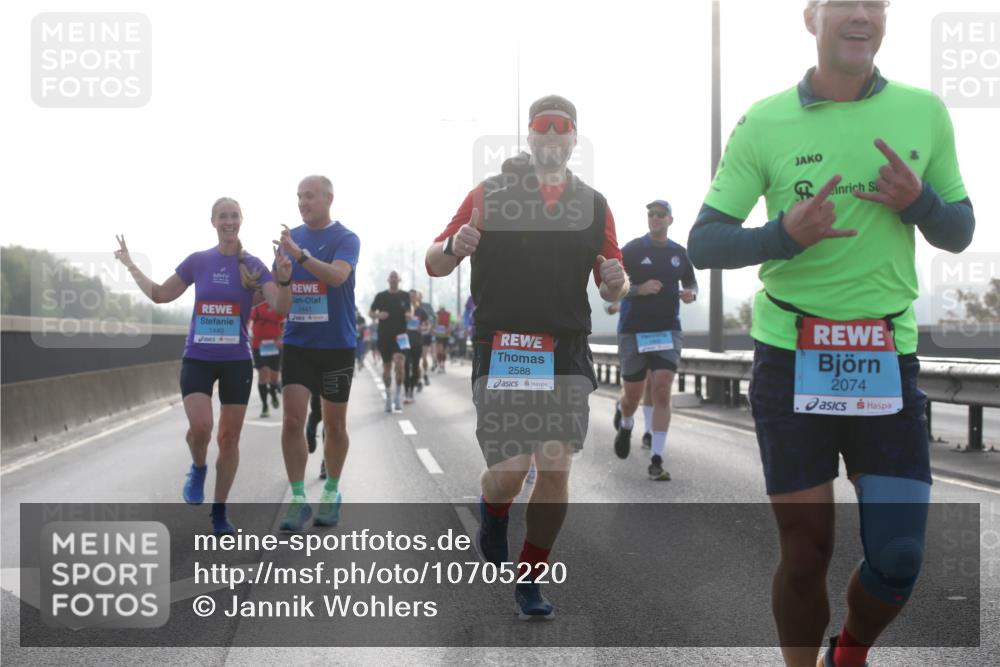03.10.2026 - Köhlbrandbrückenlauf Jannik Wohlers http://msf.ph/oto/10705220 03.10.2026 09:18:06 Position 3 1441, 1440, 2588, 2074 meine-sportfotos.de