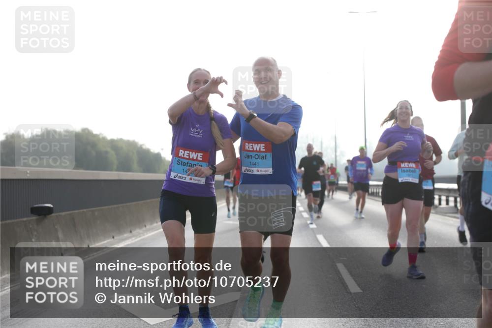 03.10.2026 - Köhlbrandbrückenlauf Jannik Wohlers http://msf.ph/oto/10705237 03.10.2026 09:18:08 Position 3 14, 1441, 718 meine-sportfotos.de