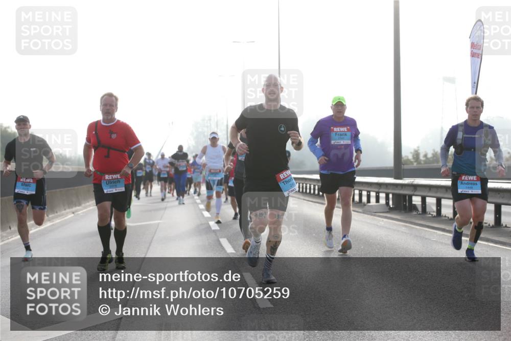 03.10.2026 - Köhlbrandbrückenlauf Jannik Wohlers http://msf.ph/oto/10705259 03.10.2026 09:18:11 Position 3 2078, 198, 245, 2741, 1448 meine-sportfotos.de