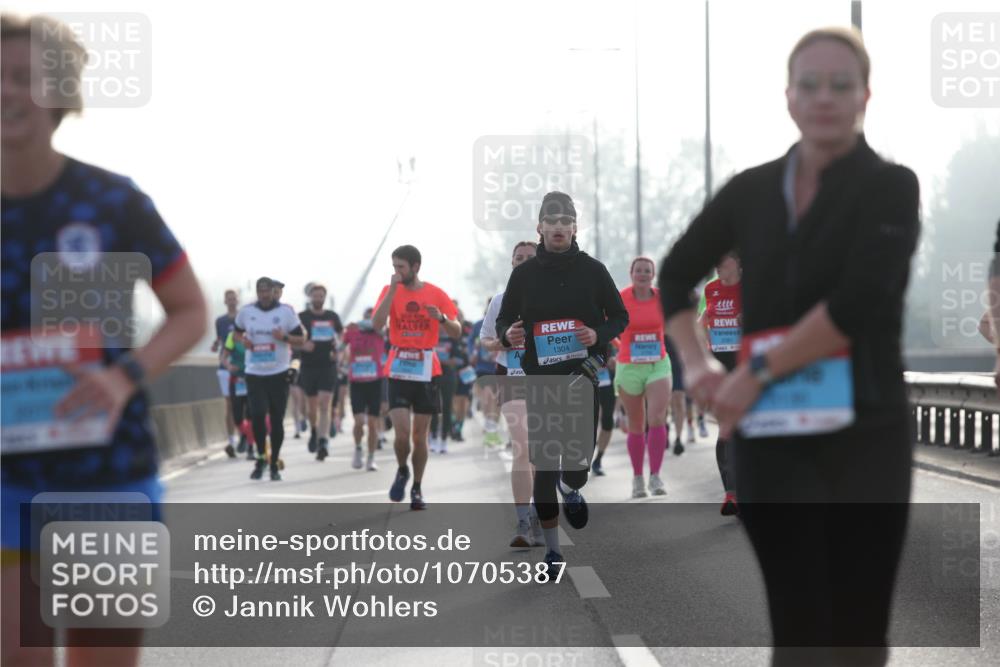 03.10.2026 - Köhlbrandbrückenlauf Jannik Wohlers http://msf.ph/oto/10705387 03.10.2026 09:18:28 Position 3 1304 meine-sportfotos.de