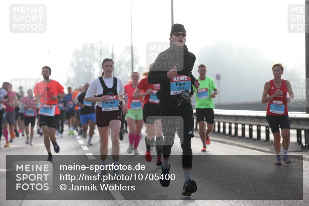 03.10.2026 - Köhlbrandbrückenlauf Jannik Wohlers http://msf.ph/oto/10705400 03.10.2026 09:18:31 Position 3 2507, 1304 meine-sportfotos.de