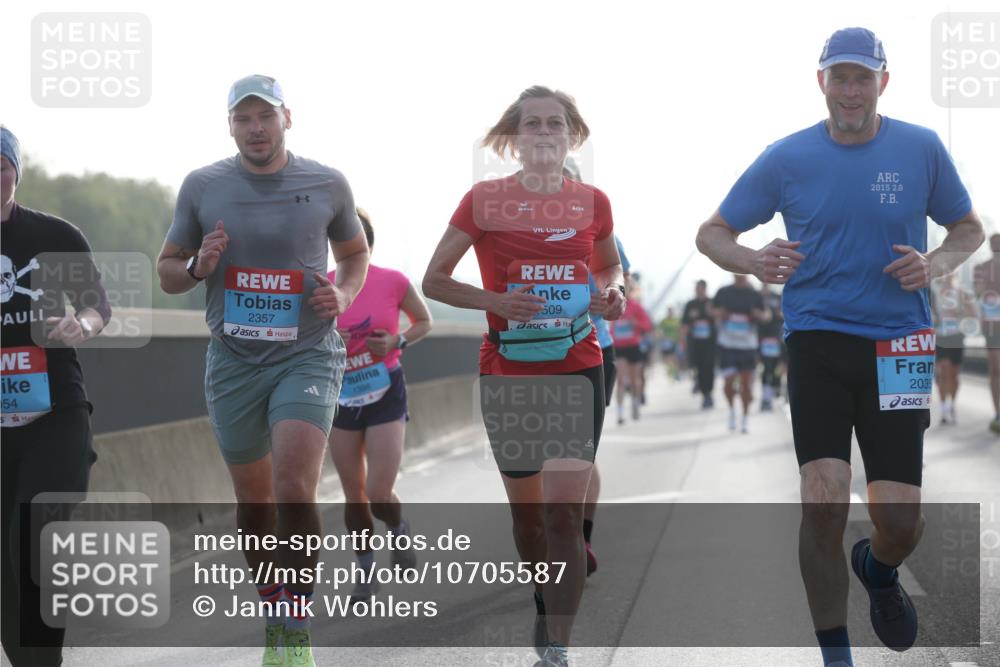 03.10.2026 - Köhlbrandbrückenlauf Jannik Wohlers http://msf.ph/oto/10705587 03.10.2026 09:19:07 Position 3 054, 2357, 1398, 509, 6, 2015, 2, 0, 2035 meine-sportfotos.de
