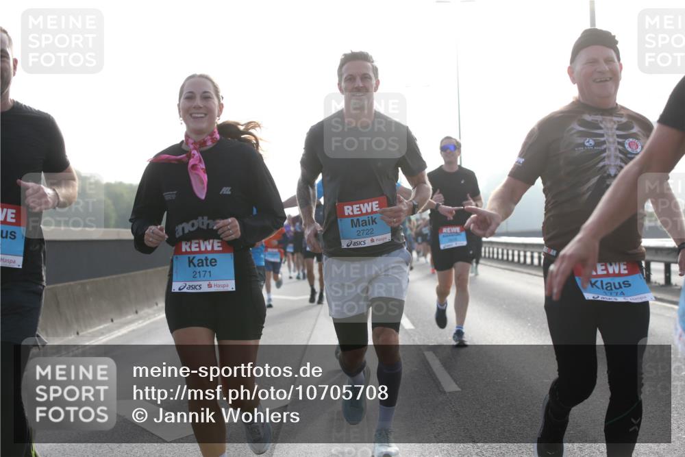 03.10.2026 - Köhlbrandbrückenlauf Jannik Wohlers http://msf.ph/oto/10705708 03.10.2026 09:19:29 Position 3 2171, 2722, 1774 meine-sportfotos.de