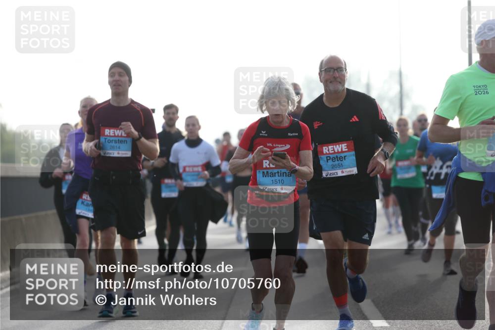 03.10.2026 - Köhlbrandbrückenlauf Jannik Wohlers http://msf.ph/oto/10705760 03.10.2026 09:19:35 Position 3 2614, 1510, 2651, 2026 meine-sportfotos.de