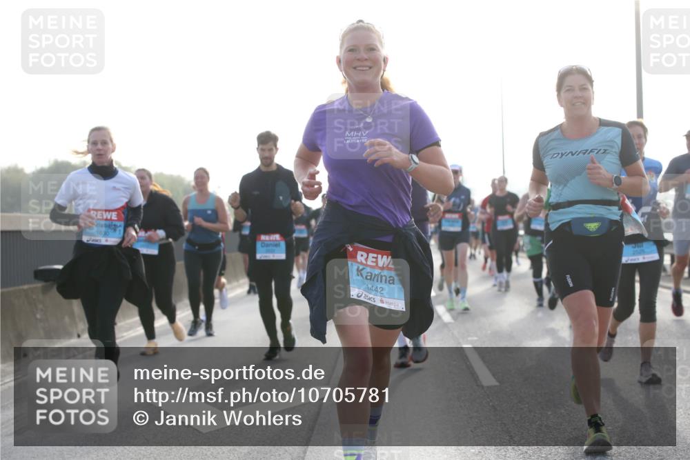 03.10.2026 - Köhlbrandbrückenlauf Jannik Wohlers http://msf.ph/oto/10705781 03.10.2026 09:19:40 Position 3 1630, 1442 meine-sportfotos.de