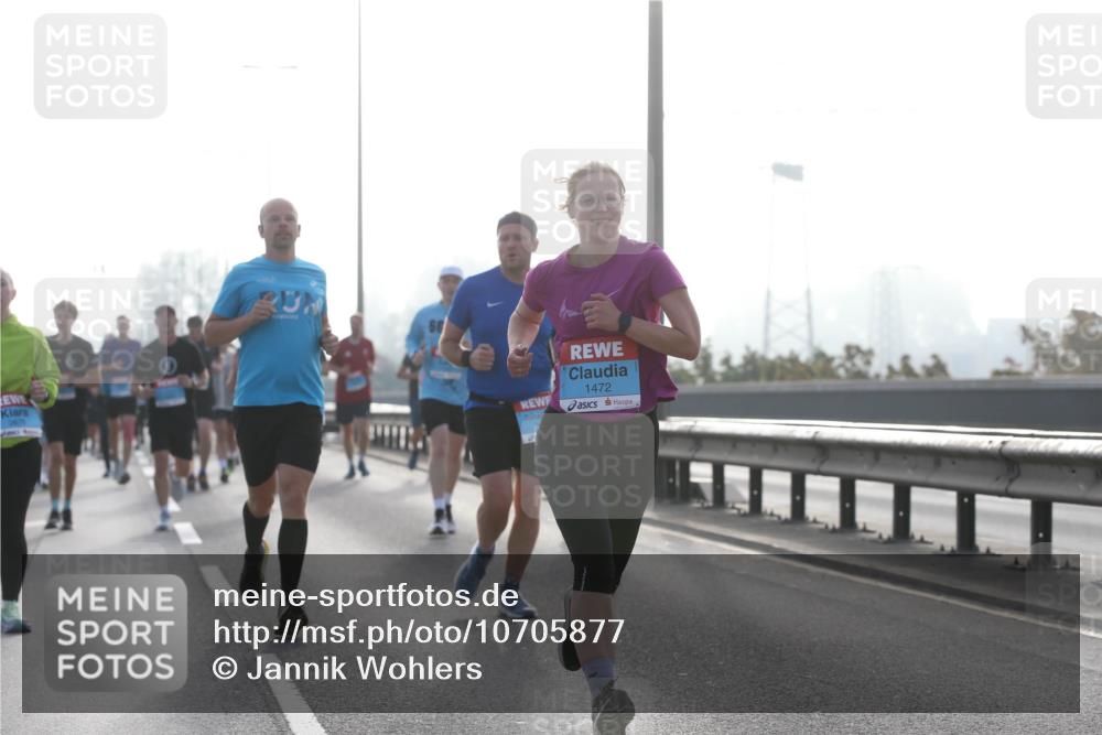 03.10.2026 - Köhlbrandbrückenlauf Jannik Wohlers http://msf.ph/oto/10705877 03.10.2026 09:19:56 Position 3 1472 meine-sportfotos.de