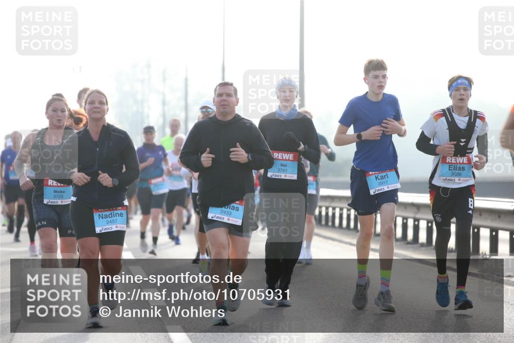 03.10.2026 - Köhlbrandbrückenlauf Jannik Wohlers http://msf.ph/oto/10705931 03.10.2026 09:20:07 Position 3 3725, 2457, 2433, 3741, 2917, 3026 meine-sportfotos.de