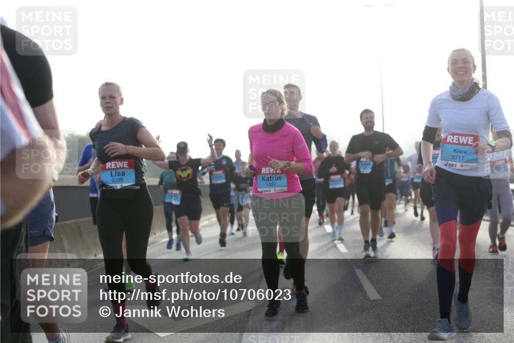 03.10.2026 - Köhlbrandbrückenlauf Jannik Wohlers http://msf.ph/oto/10706023 03.10.2026 09:20:23 Position 3 2738, 1897, 3717 meine-sportfotos.de
