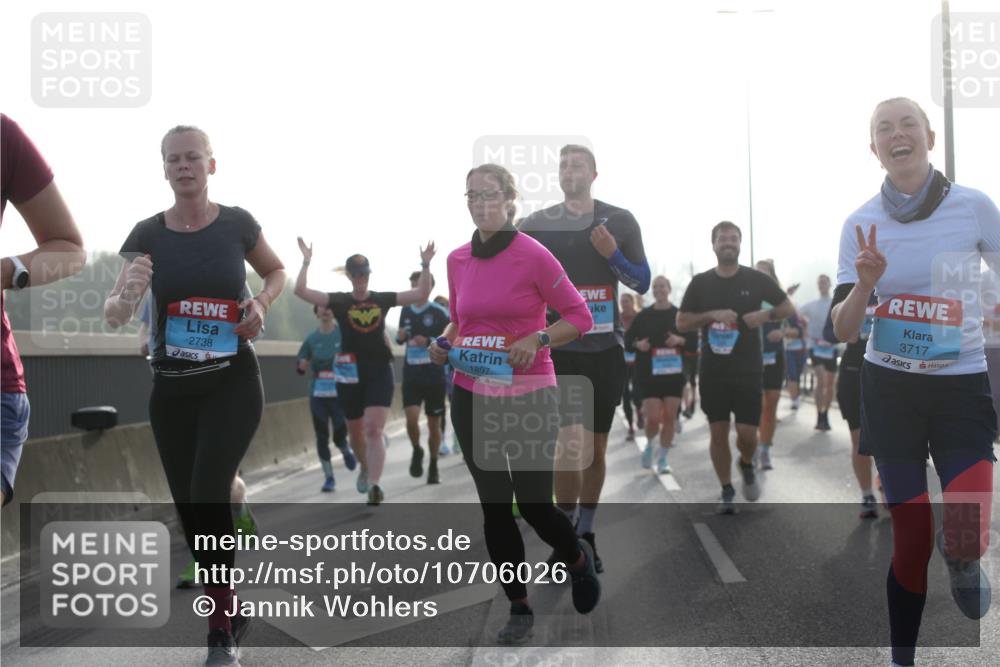03.10.2026 - Köhlbrandbrückenlauf Jannik Wohlers http://msf.ph/oto/10706026 03.10.2026 09:20:24 Position 3 2738, 1897, 3717 meine-sportfotos.de