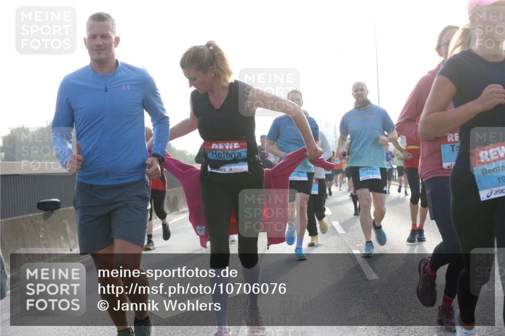 03.10.2026 - Köhlbrandbrückenlauf Jannik Wohlers http://msf.ph/oto/10706076 03.10.2026 09:20:30 Position 3 2415, 19 meine-sportfotos.de