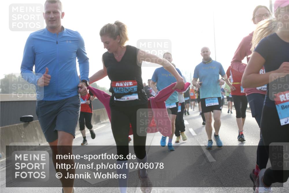03.10.2026 - Köhlbrandbrückenlauf Jannik Wohlers http://msf.ph/oto/10706078 03.10.2026 09:20:30 Position 3 2415 meine-sportfotos.de