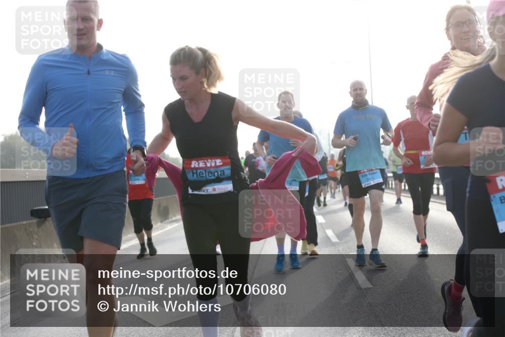 03.10.2026 - Köhlbrandbrückenlauf Jannik Wohlers http://msf.ph/oto/10706080 03.10.2026 09:20:30 Position 3 2415 meine-sportfotos.de