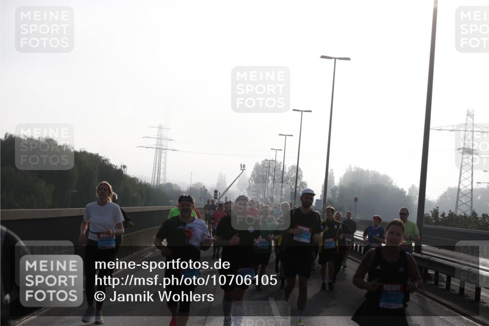 03.10.2026 - Köhlbrandbrückenlauf Jannik Wohlers http://msf.ph/oto/10706105 03.10.2026 09:20:33 Position 3  meine-sportfotos.de
