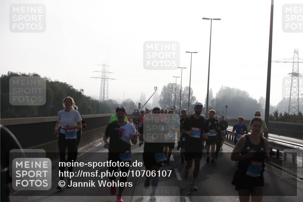 03.10.2026 - Köhlbrandbrückenlauf Jannik Wohlers http://msf.ph/oto/10706107 03.10.2026 09:20:33 Position 3  meine-sportfotos.de