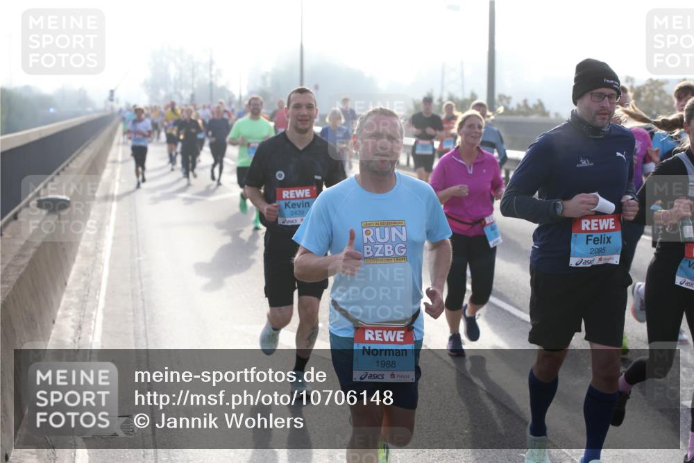 03.10.2026 - Köhlbrandbrückenlauf Jannik Wohlers http://msf.ph/oto/10706148 03.10.2026 09:20:49 Position 3 2439, 2095, 1988 meine-sportfotos.de