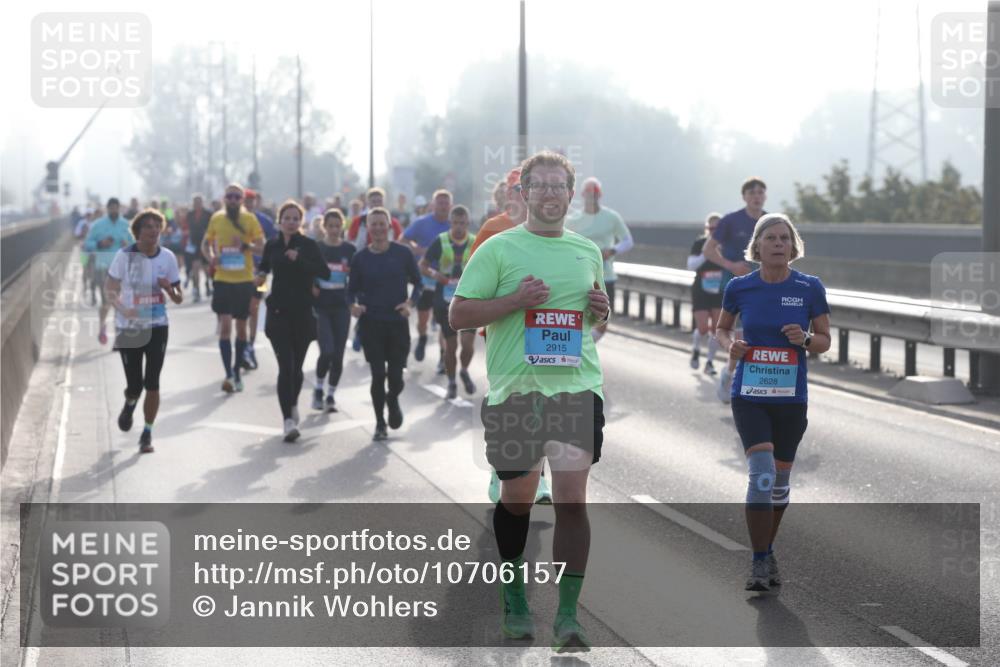 03.10.2026 - Köhlbrandbrückenlauf Jannik Wohlers http://msf.ph/oto/10706157 03.10.2026 09:20:51 Position 3 2915, 2628 meine-sportfotos.de