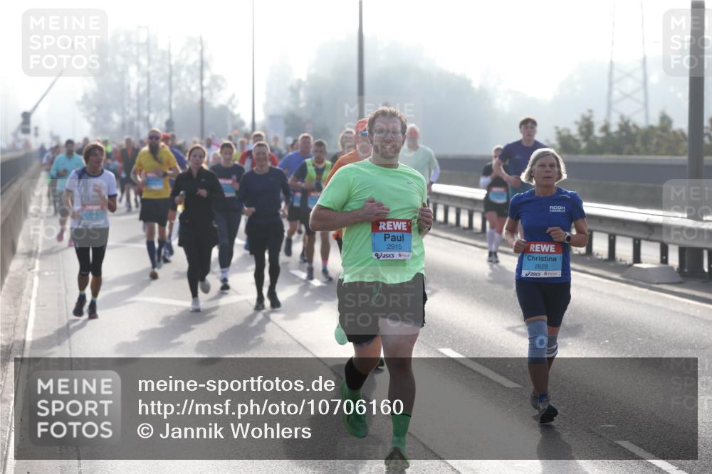 03.10.2026 - Köhlbrandbrückenlauf Jannik Wohlers http://msf.ph/oto/10706160 03.10.2026 09:20:51 Position 3 2915, 2628 meine-sportfotos.de