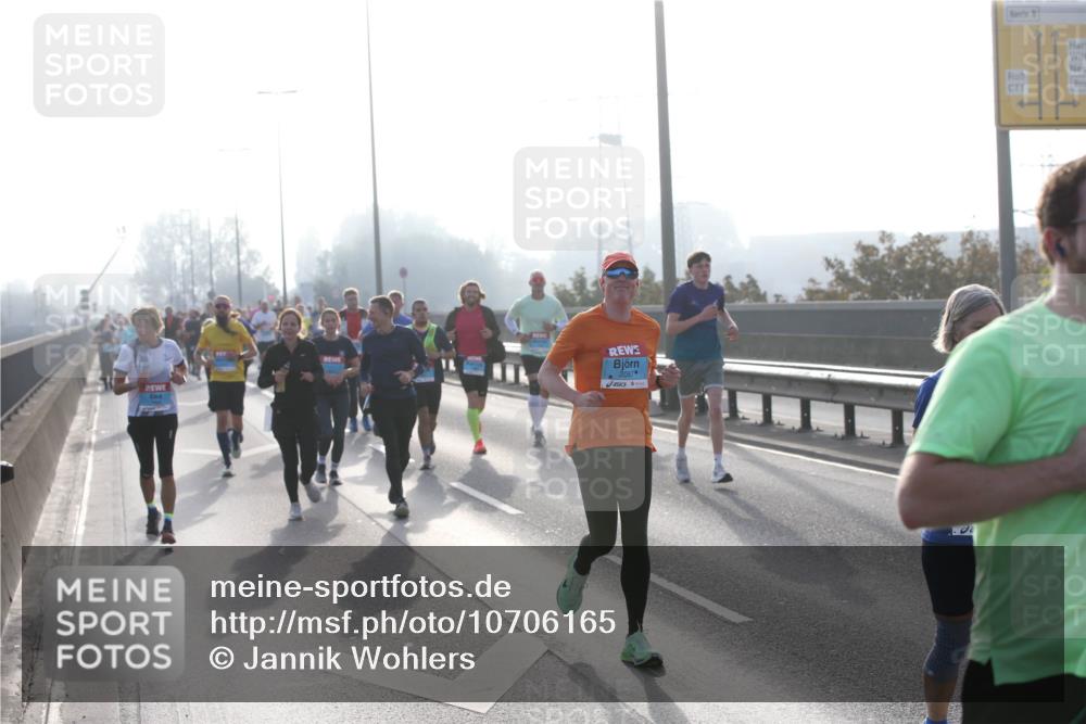 03.10.2026 - Köhlbrandbrückenlauf Jannik Wohlers http://msf.ph/oto/10706165 03.10.2026 09:20:54 Position 3 2087 meine-sportfotos.de