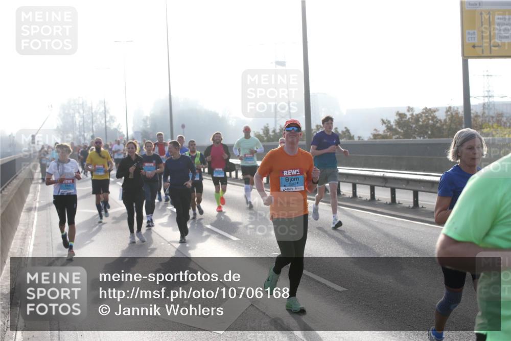 03.10.2026 - Köhlbrandbrückenlauf Jannik Wohlers http://msf.ph/oto/10706168 03.10.2026 09:20:54 Position 3 2087 meine-sportfotos.de