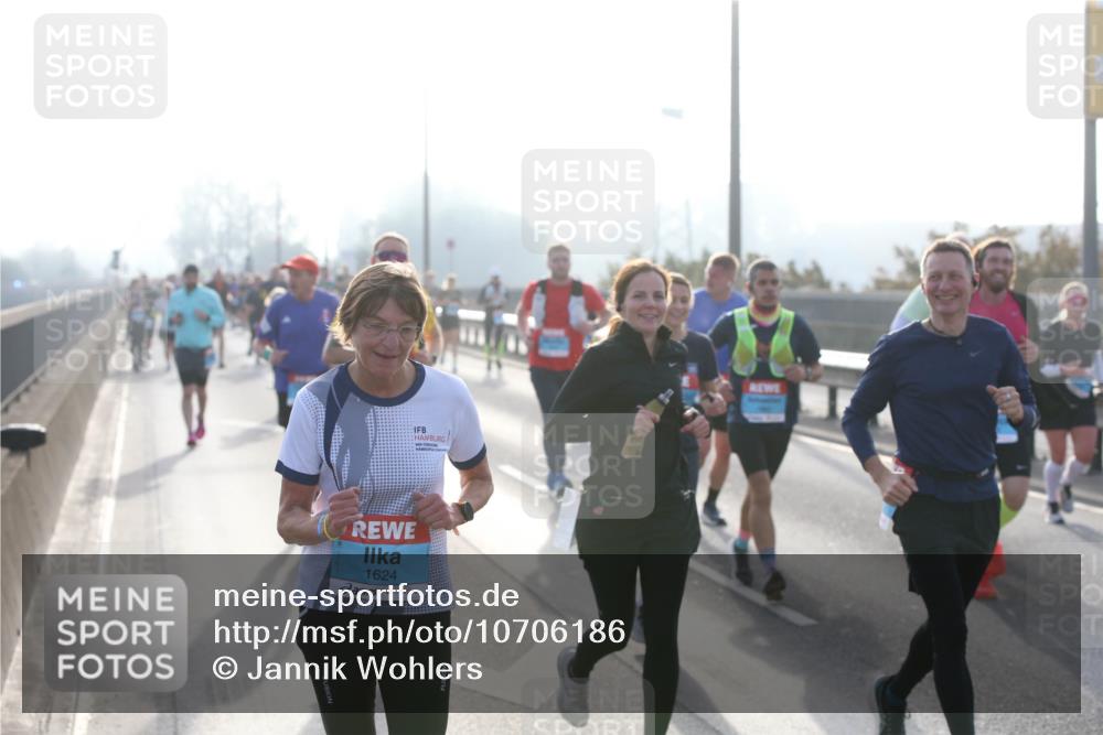 03.10.2026 - Köhlbrandbrückenlauf Jannik Wohlers http://msf.ph/oto/10706186 03.10.2026 09:20:57 Position 3 1624 meine-sportfotos.de