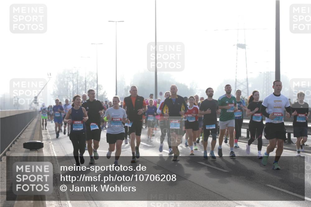 03.10.2026 - Köhlbrandbrückenlauf Jannik Wohlers http://msf.ph/oto/10706208 03.10.2026 09:21:06 Position 3  meine-sportfotos.de