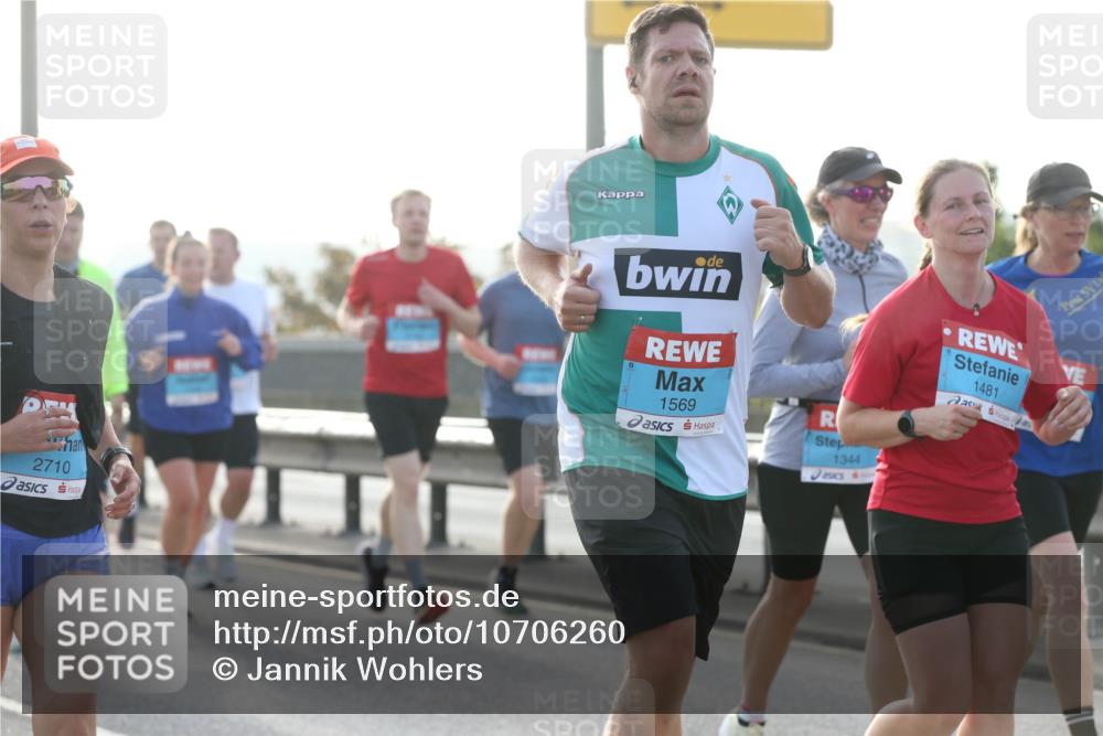 03.10.2026 - Köhlbrandbrückenlauf Jannik Wohlers http://msf.ph/oto/10706260 03.10.2026 09:21:32 Position 3 2710, 1569, 1344, 1481 meine-sportfotos.de