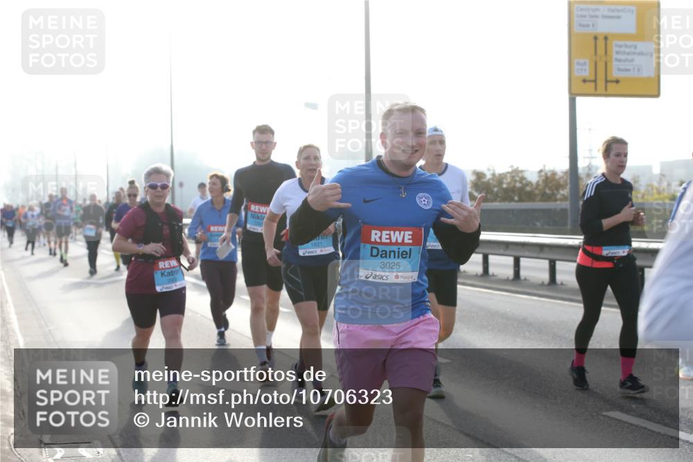03.10.2026 - Köhlbrandbrückenlauf Jannik Wohlers http://msf.ph/oto/10706323 03.10.2026 09:21:51 Position 3 292, 1621, 3025 meine-sportfotos.de