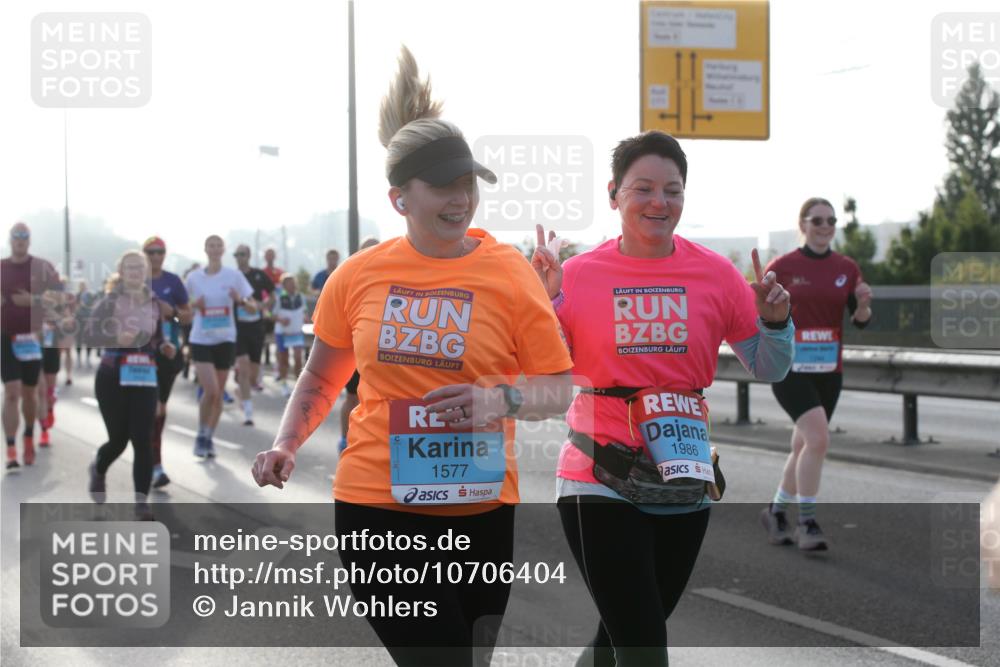 03.10.2026 - Köhlbrandbrückenlauf Jannik Wohlers http://msf.ph/oto/10706404 03.10.2026 09:22:15 Position 3 1577, 1986 meine-sportfotos.de
